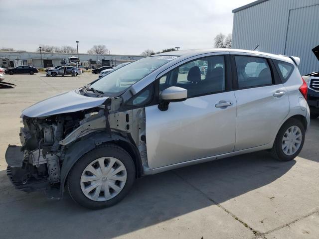 3N1CE2CP3FL374362 - 2015 NISSAN VERSA NOTE S SILVER photo 1