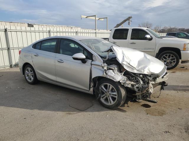 1G1BE5SM4H7107149 - 2017 CHEVROLET CRUZE LT SILVER photo 4