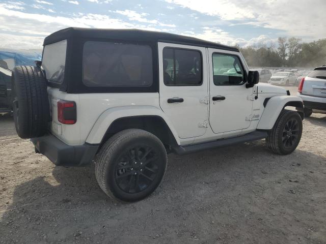1C4JJXP69NW205454 - 2022 JEEP WRANGLER U SAHARA 4XE WHITE photo 3