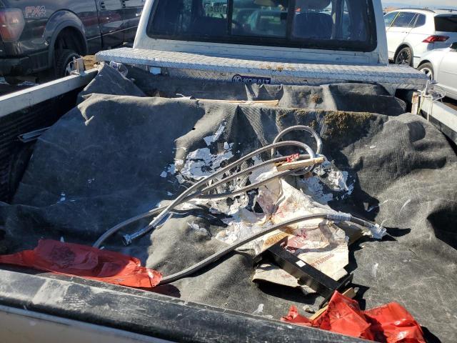 5TEWM72N13Z257558 - 2003 TOYOTA TACOMA XTRACAB SILVER photo 10