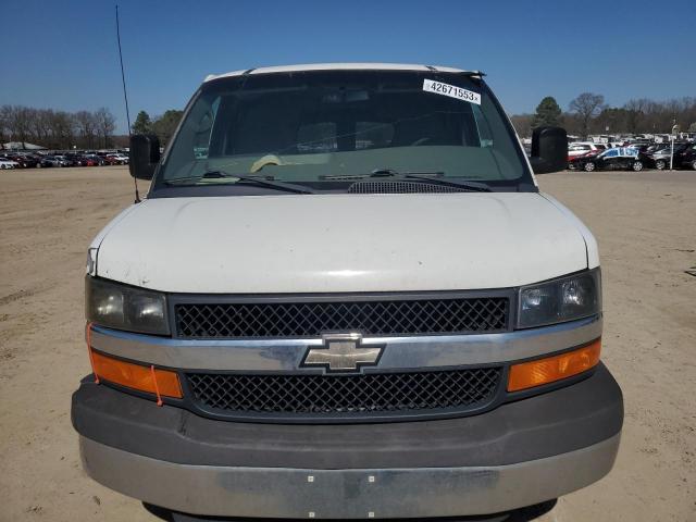 1GAZGYFG2B1130924 - 2011 CHEVROLET EXPRESS G3 LT WHITE photo 5