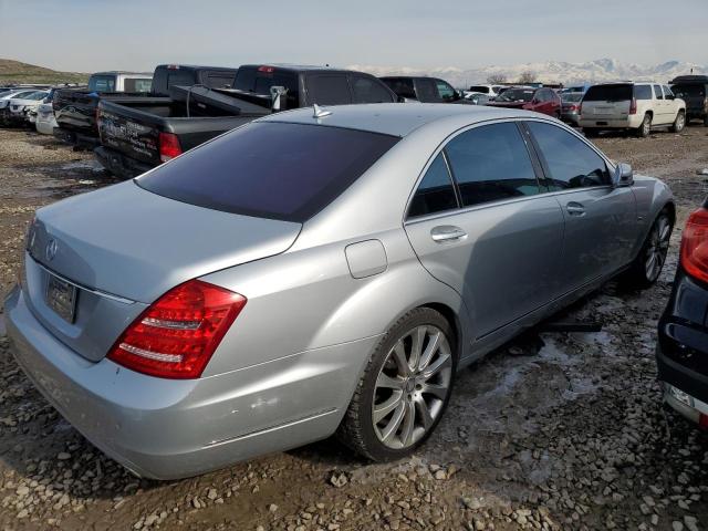 WDDNG7DBXCA429513 - 2012 MERCEDES-BENZ S 550 SILVER photo 3