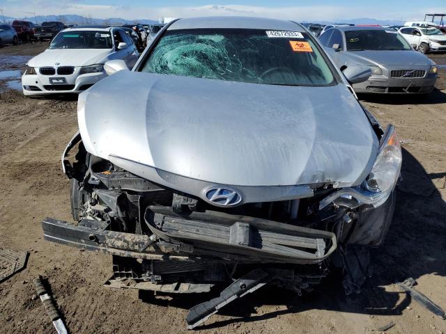 KMHEC4A46DA088909 - 2013 HYUNDAI SONATA HYB SILVER photo 5