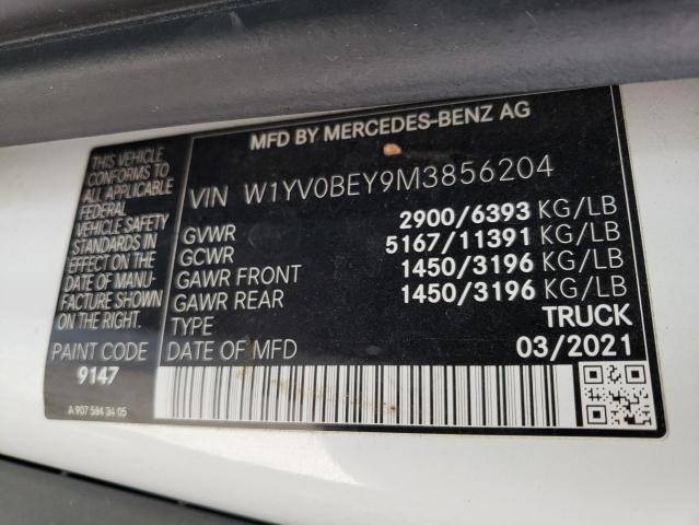 W1YV0BEY9M3856204 - 2021 MERCEDES-BENZ METRIS WHITE photo 13