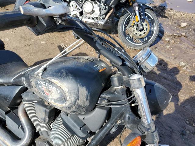 5VPCWBAB0H3058886 - 2017 VICTORY MOTORCYCLES HIGH-BALL Schwarz Foto 10