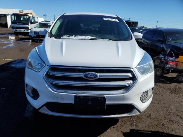 1FMCU9G98HUC53206 - 2017 FORD ESCAPE SE WHITE photo 5