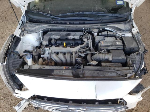 3KPC24A63LE126396 - 2020 HYUNDAI ACCENT SE WHITE photo 11