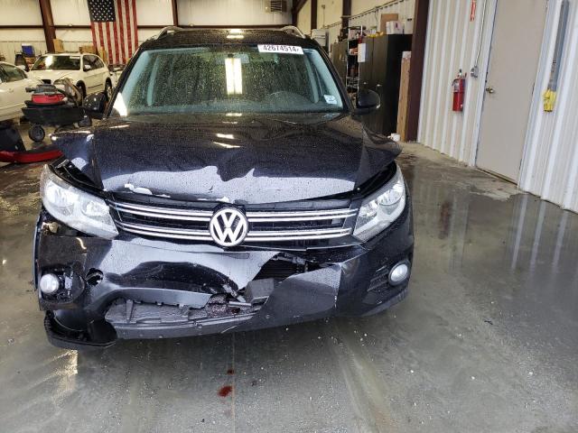 WVGAV3AX6DW589363 - 2013 VOLKSWAGEN TIGUAN S BLACK photo 5