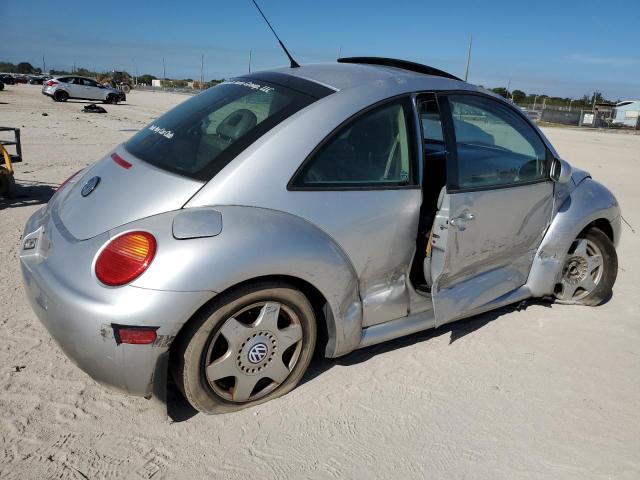 3VWDD21C61M462357 - 2001 VOLKSWAGEN NEW BEETLE GLX 银色 照片 3