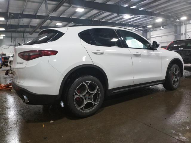 ZASFAKPN5J7B87272 - 2018 ALFA ROMEO STELVIO SPORT Weiß Foto 3
