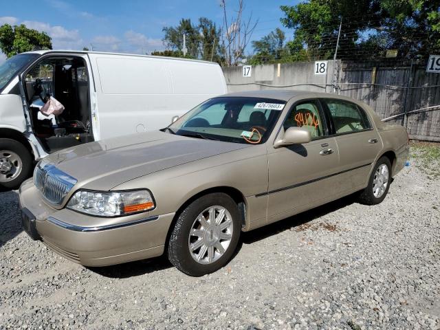 2LNHM82W28X660931 - 2008 LINCOLN TOWN CAR SIGNATURE LIMITED TAN photo 1