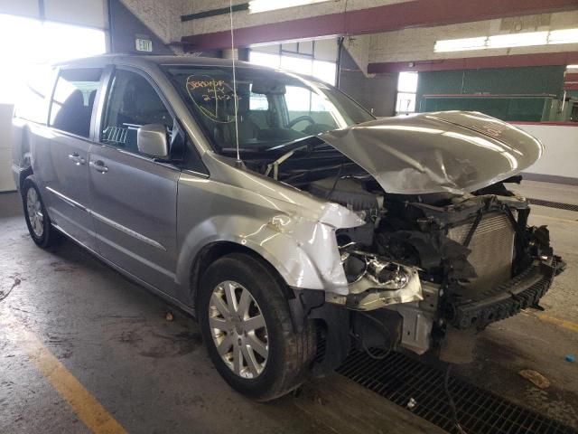 2C4RC1BG2FR601181 - 2015 CHRYSLER TOWN & COU TOURING ვერცხლისფერი ფოტო 4