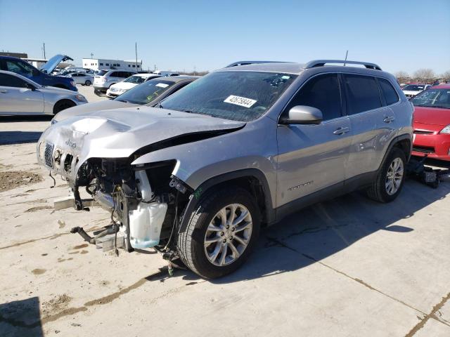 1C4PJLCBXKD428485 - 2019 JEEP CHEROKEE LATITUDE SILVER photo 1