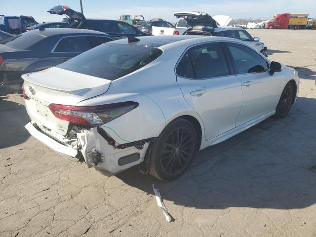 4T1K61AK0MU521081 - 2021 TOYOTA CAMRY XSE WHITE photo 3