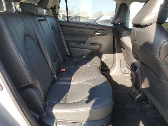 5TDHZRAH0NS140006 - 2022 TOYOTA HIGHLANDER XLE BLUE photo 11