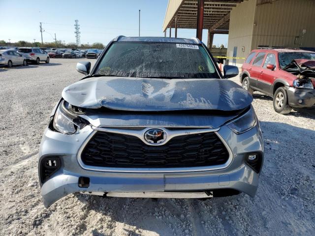5TDHZRAH0NS140006 - 2022 TOYOTA HIGHLANDER XLE BLUE photo 5