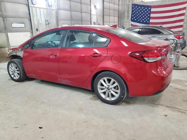 3KPFL4A77HE013979 - 2017 KIA FORTE LX RED photo 2