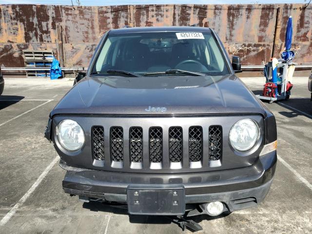 1C4NJPFB0FD172356 - 2015 JEEP PATRIOT LATITUDE CHARCOAL photo 5