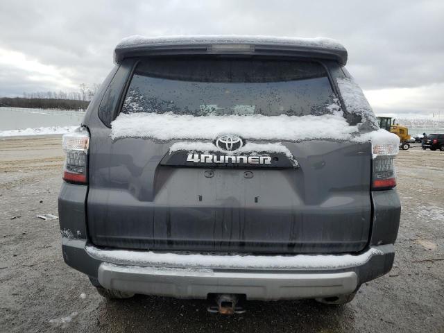 JTEBU5JR8J5601793 - 2018 TOYOTA 4RUNNER SR5/SR5 PREMIUM 灰色 照片 6