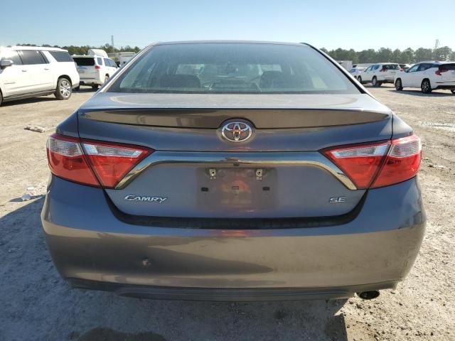 4T1BF1FK9HU793272 - 2017 TOYOTA CAMRY LE GRAY photo 6