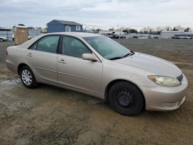 4T1BE32K85U550813 - 2005 TOYOTA CAMRY LE GOLD photo 4