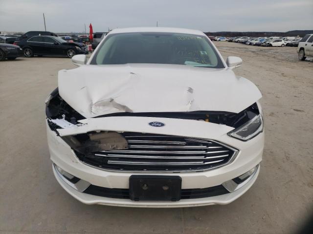 3FA6P0HD9HR397187 - 2017 FORD FUSION SE WHITE photo 5