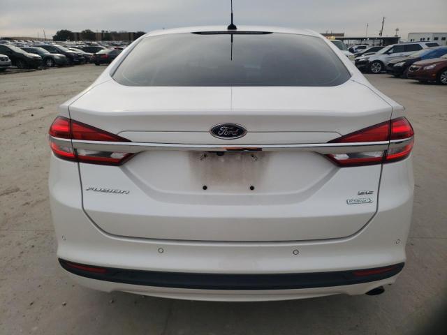 3FA6P0HD9HR397187 - 2017 FORD FUSION SE WHITE photo 6