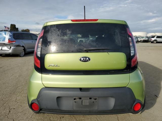 KNDJN2A23E7733627 - 2014 KIA SOUL GREEN photo 6