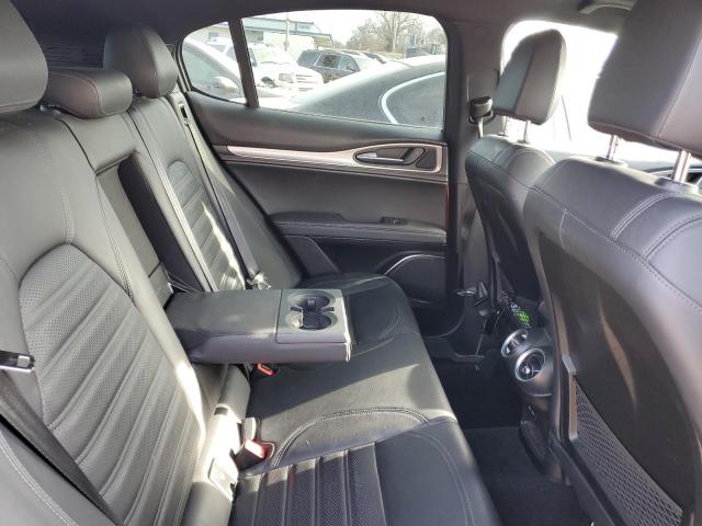 ZASFAKNN3J7B67248 - 2018 ALFA ROMEO STELVIO TI SPORT RED photo 11