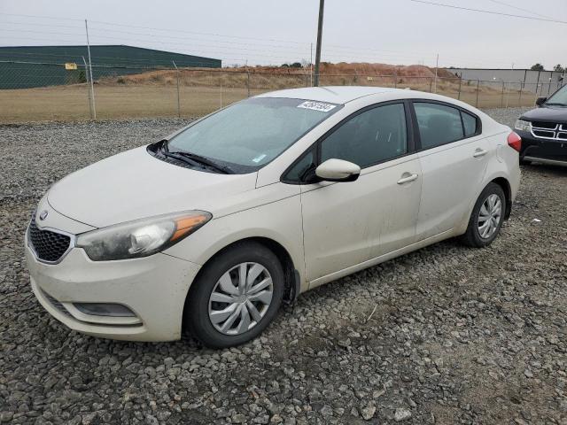 KNAFK4A64F5275832 - 2015 KIA FORTE LX CREAM photo 1