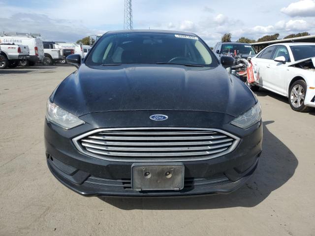 3FA6P0H76HR329990 - 2017 FORD FUSION SE BLACK photo 5