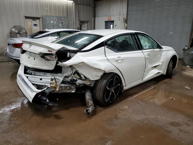 1N4BL4CV3PN309057 - 2023 NISSAN ALTIMA SR WHITE photo 3