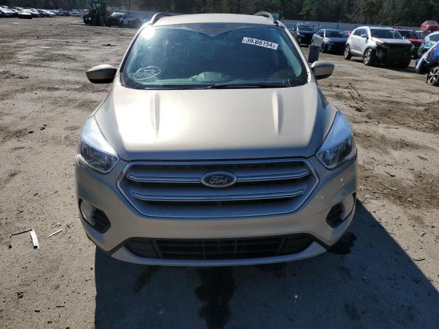 1FMCU0GD4JUD22768 - 2018 FORD ESCAPE SE GOLD photo 5