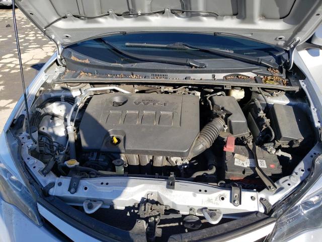 5YFBURHE1HP676668 - 2017 TOYOTA COROLLA L SILVER photo 11