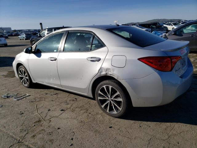 5YFBURHE1HP676668 - 2017 TOYOTA COROLLA L SILVER photo 2