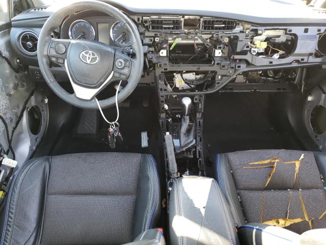 5YFBURHE1HP676668 - 2017 TOYOTA COROLLA L SILVER photo 8