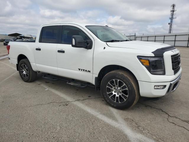 1N6AA1EC3MN511816 - 2021 NISSAN TITAN S WHITE photo 4