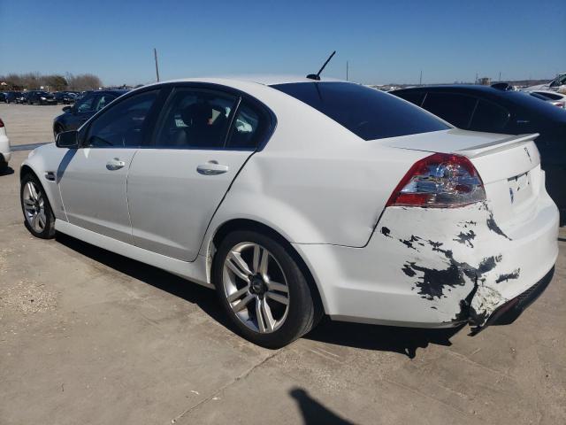 6G2ER57788L124384 - 2008 PONTIAC G8 WHITE photo 2