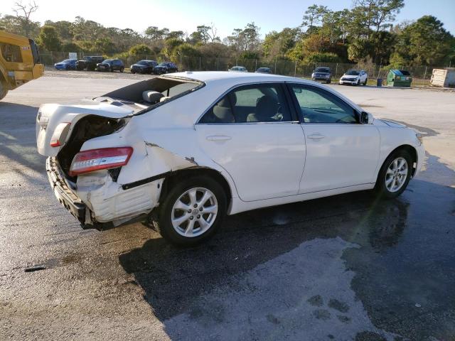 4T1BF3EK9BU698800 - 2011 TOYOTA CAMRY BASE WHITE photo 3