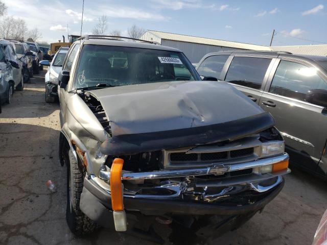 1GNDT13W312224228 - 2001 CHEVROLET BLAZER SILVER photo 5