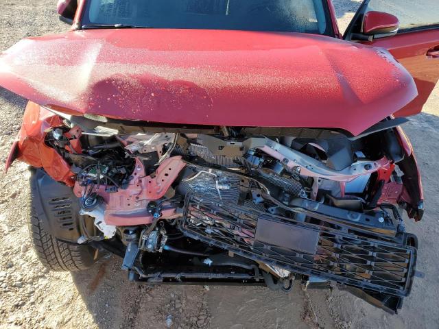 JTENU5JR0P6192415 - 2023 TOYOTA 4RUNNER SE RED photo 12