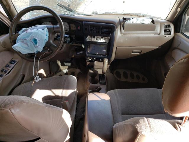 5TEGN92NX2Z102468 - 2002 TOYOTA TACOMA DOUBLE CAB PRERUNNER TAN photo 8