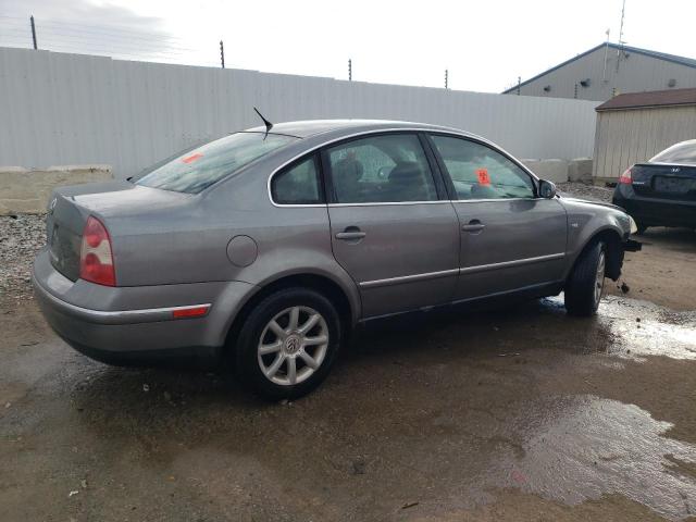 WVWPD63B54P042602 - 2004 VOLKSWAGEN PASSAT GLS GRAY photo 3