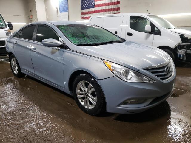 5NPEB4AC6DH717561 - 2013 HYUNDAI SONATA GLS BLUE photo 4