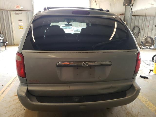 1C4GP45R65B102570 - 2005 CHRYSLER TOWN & COU ლურჯი ფოტო 6