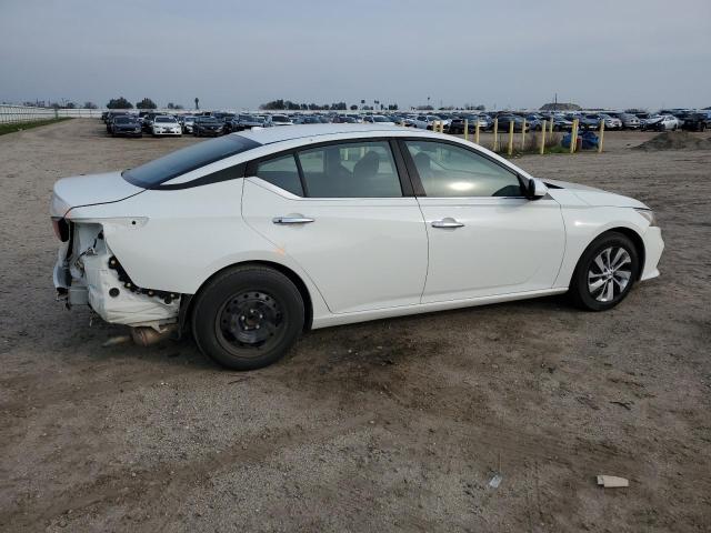 1N4BL4BV2KC225219 - 2019 NISSAN ALTIMA S WHITE photo 3