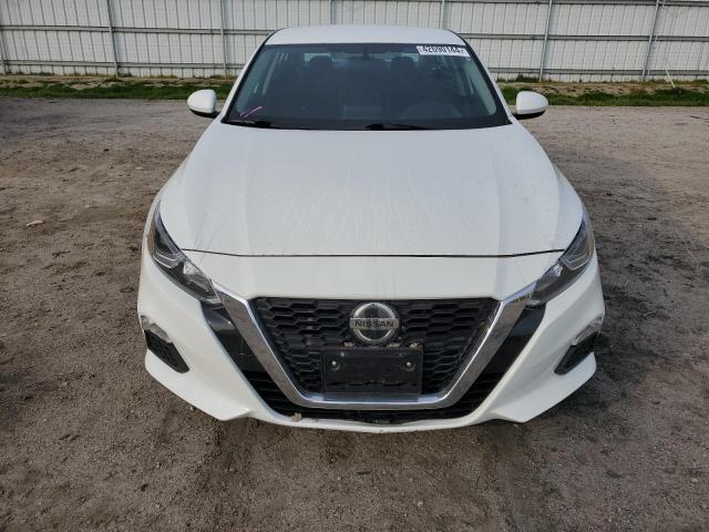 1N4BL4BV2KC225219 - 2019 NISSAN ALTIMA S WHITE photo 5