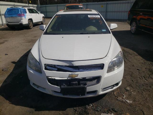 1G1ZE5EU4BF395441 - 2011 CHEVROLET MALIBU LTZ თეთრი ფოტო 5