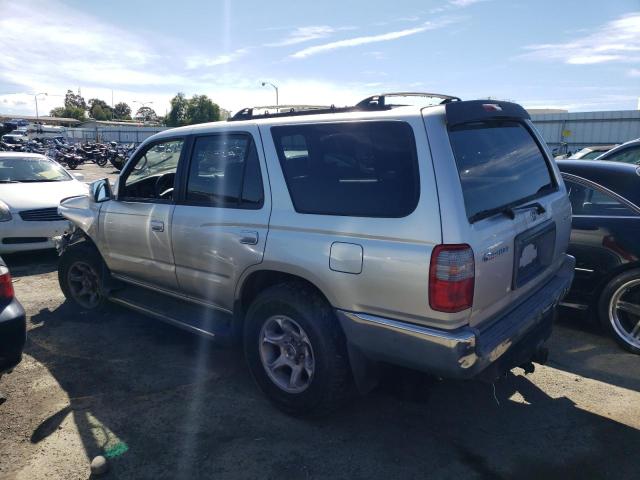 JT3GN86RXX0122190 - 1999 TOYOTA 4RUNNER SR5 SILVER photo 2