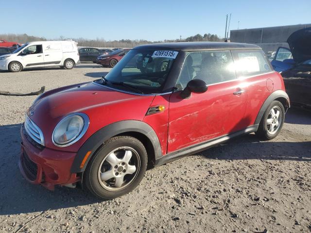 WMWSU3C56BT091375 - 2011 MINI COOPER RED photo 1
